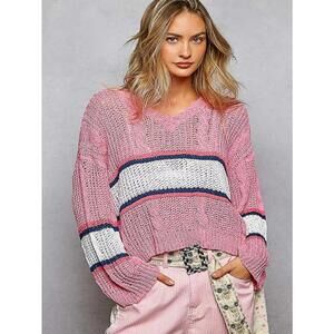 V-Neck Striped Pattern Cropped Knit Top with Cable Knit Detail